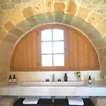 Maison Lou Piade - Exclusive 1852 Country Estate *