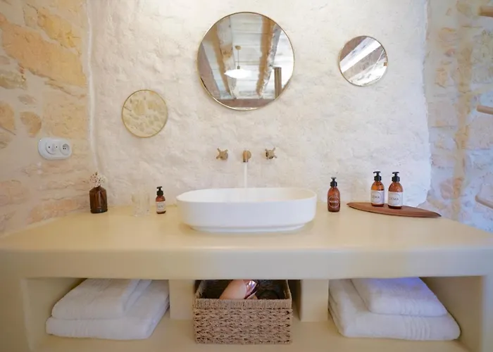 Maison Lou Piade - Exclusive 1852 Country Estate Resort *