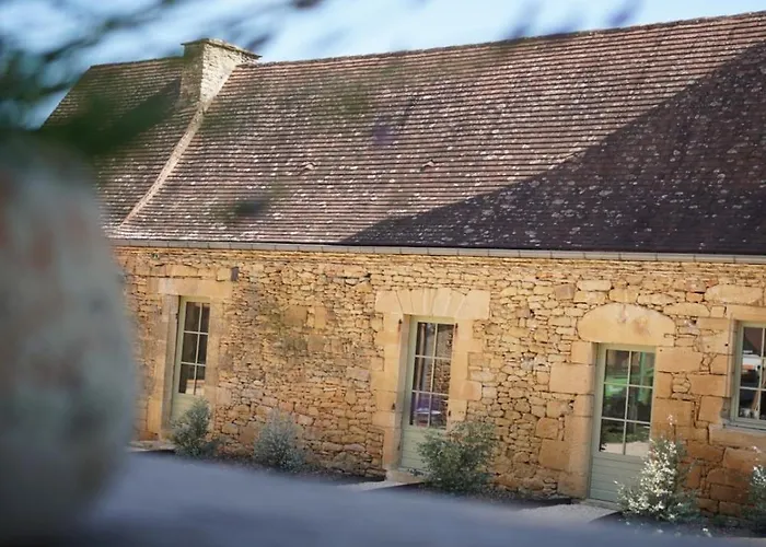 Maison Lou Piade - Exclusive 1852 Country Estate *